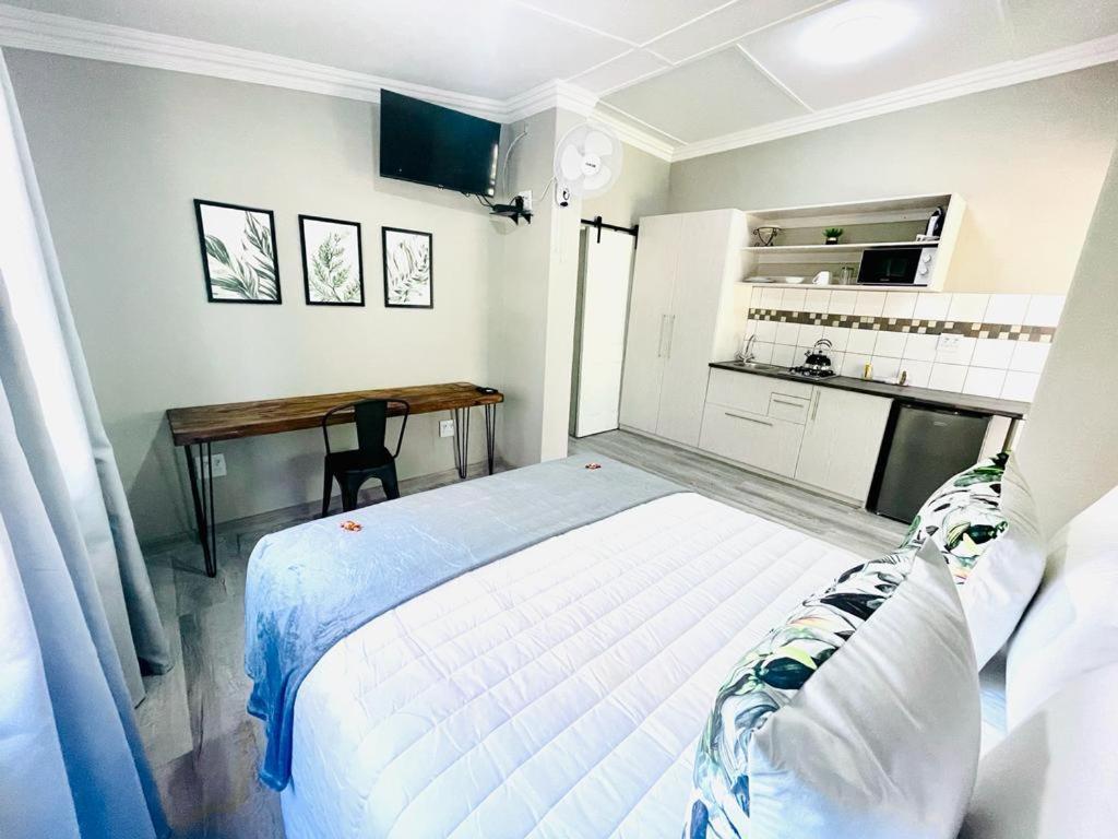 Madeira Bed Hotell Queenstown Exteriör bild